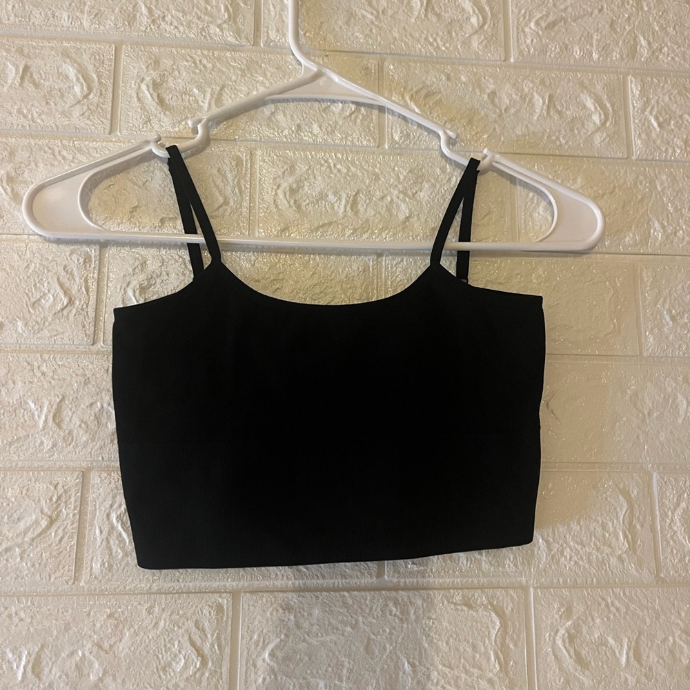 Garage Crop Tank